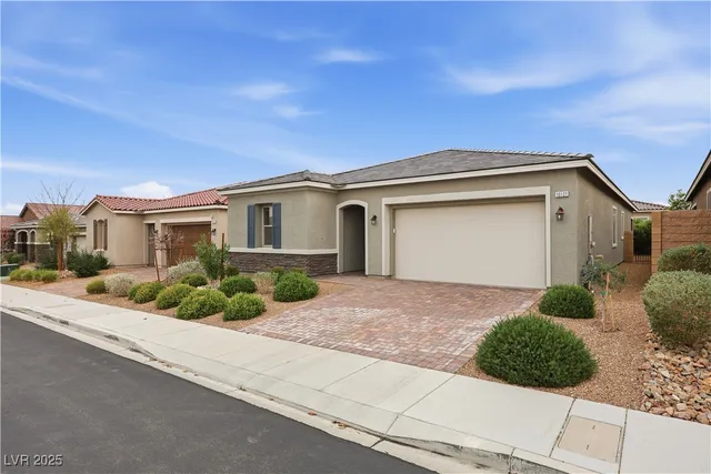 $649,000 | 10121 Ocher Valley Avenue, Las Vegas, NV 89178