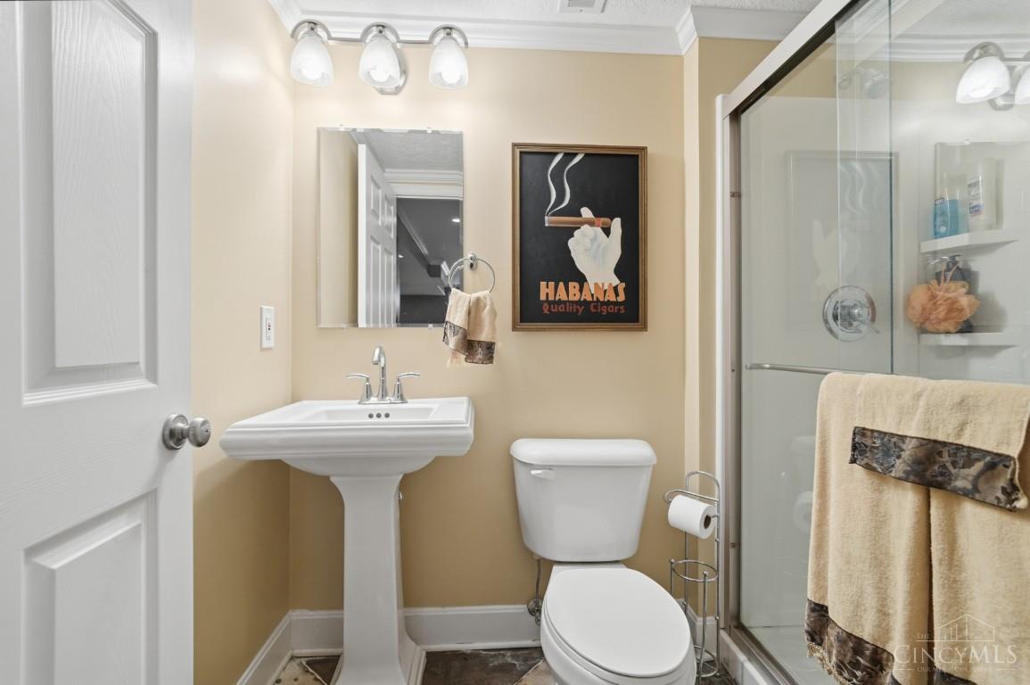 6046 Gaines Road Cincinnati, OH 45247 - Photo 61 of 78