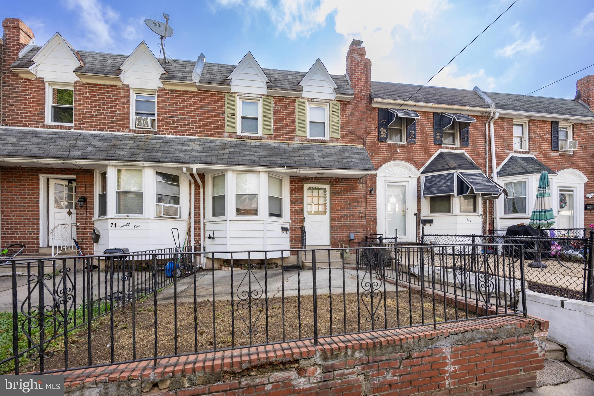 69 Springton Road Upper Darby, PA 19082 - Photo 3 of 15