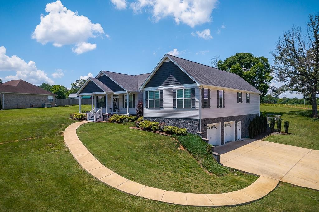18 Faith-Rae Boulevard Morrison, TN 37357 - Photo 2 of 55
