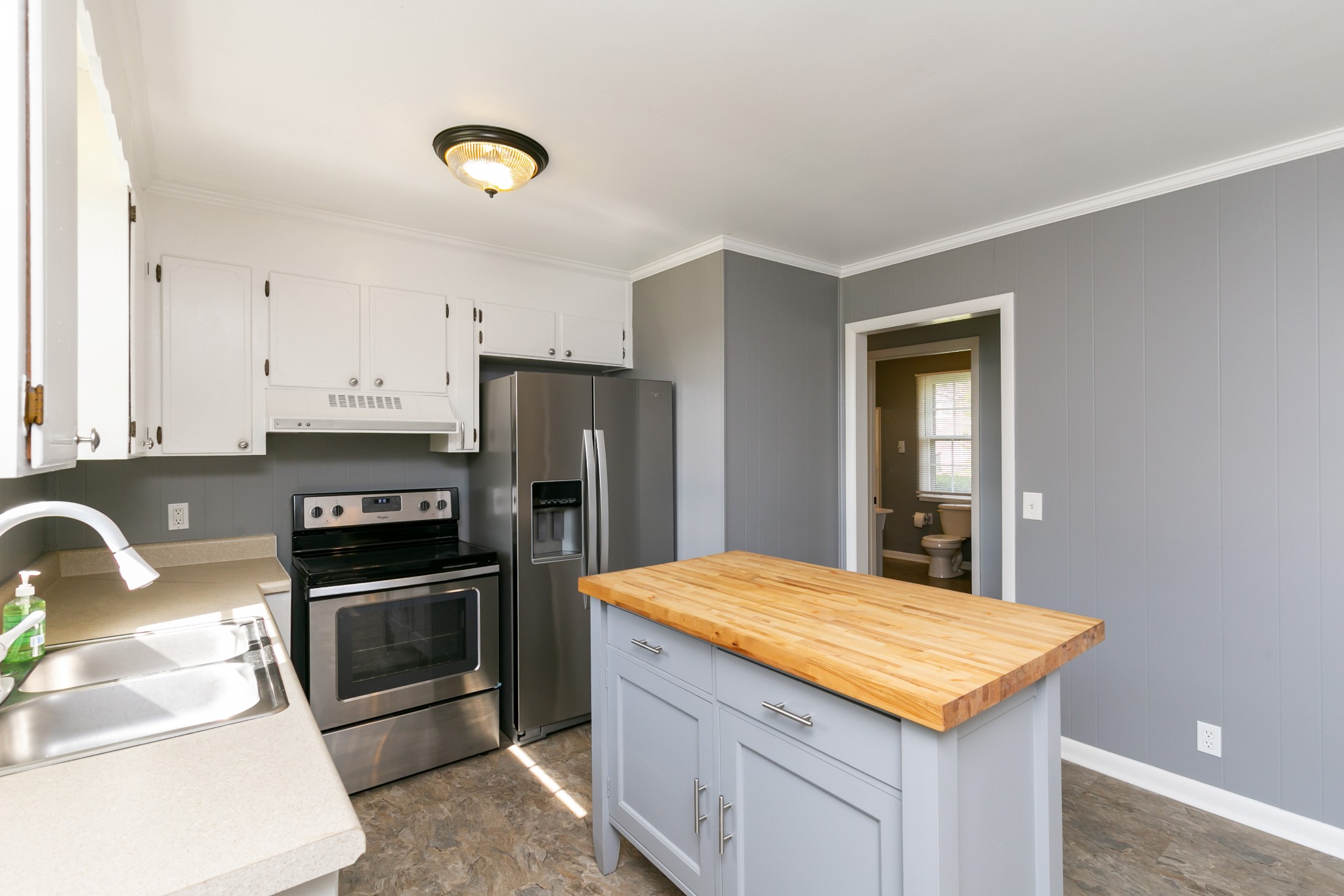 222 South Valley Road Hendersonville, TN 37075 - Photo 8 of 26 Gallery Image 8