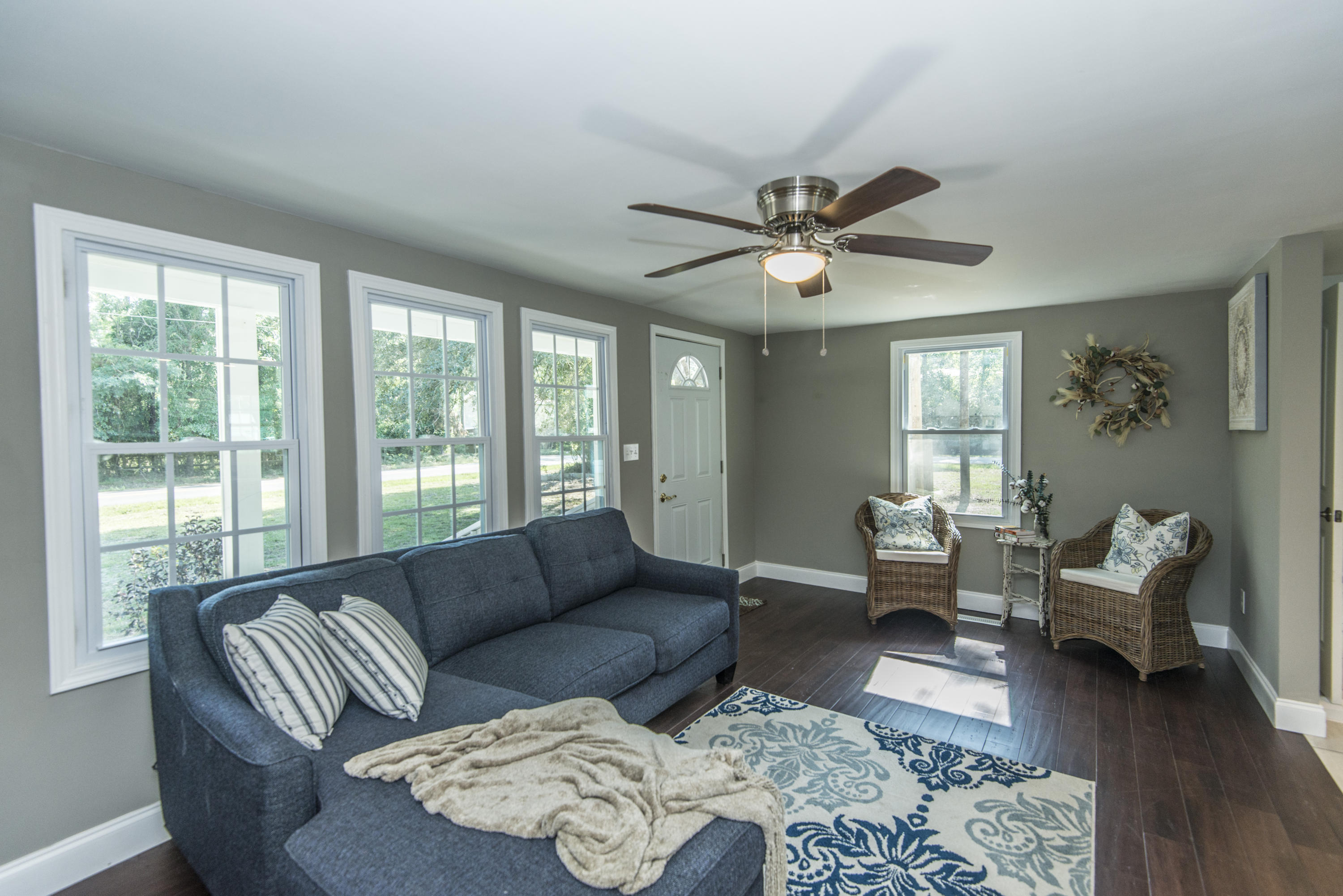 773 East Butternut Road Summerville, SC 29483 - Photo 2 of 49 _DSC0047