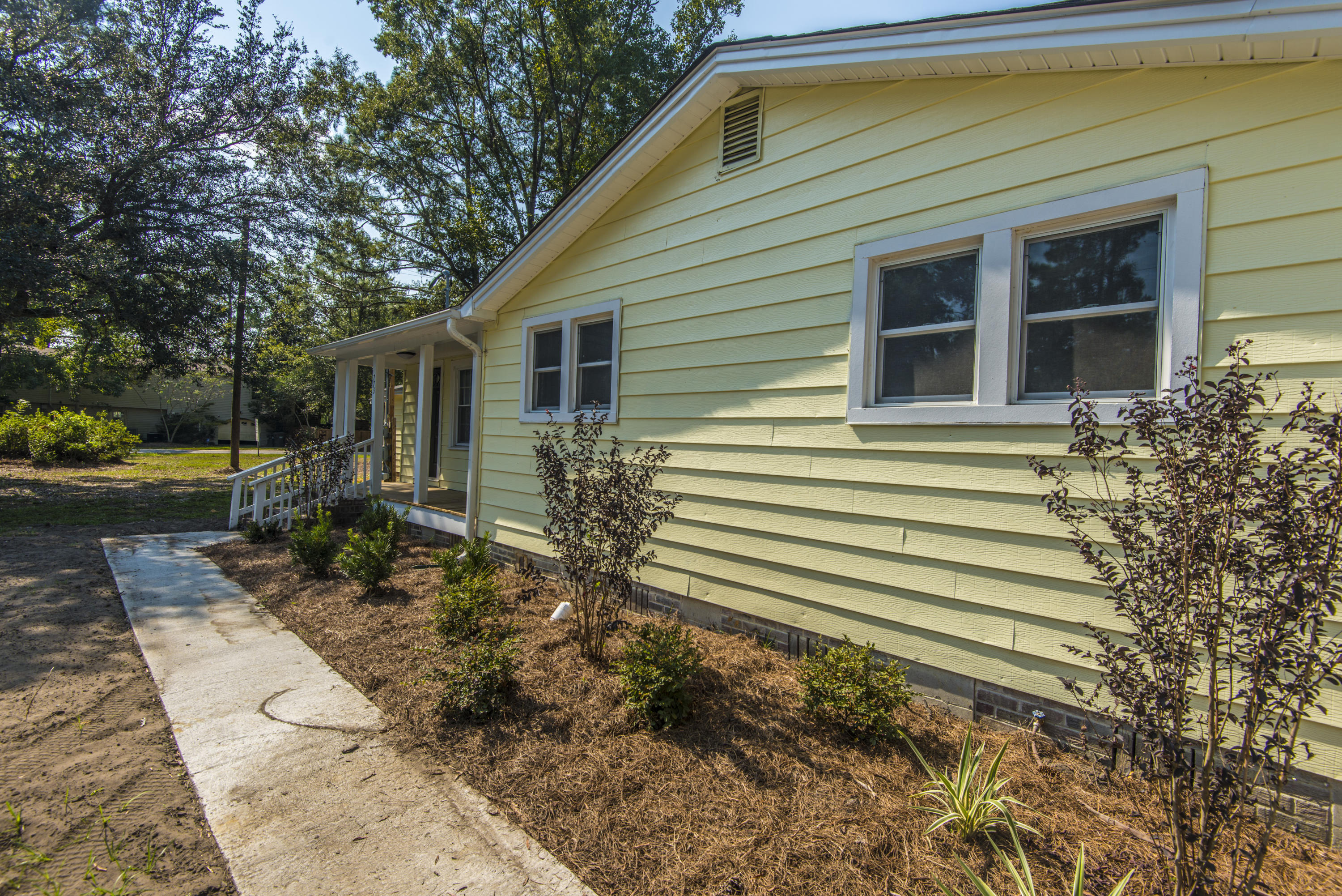 773 East Butternut Road Summerville, SC 29483 - Photo 14 of 49 _DSC0026