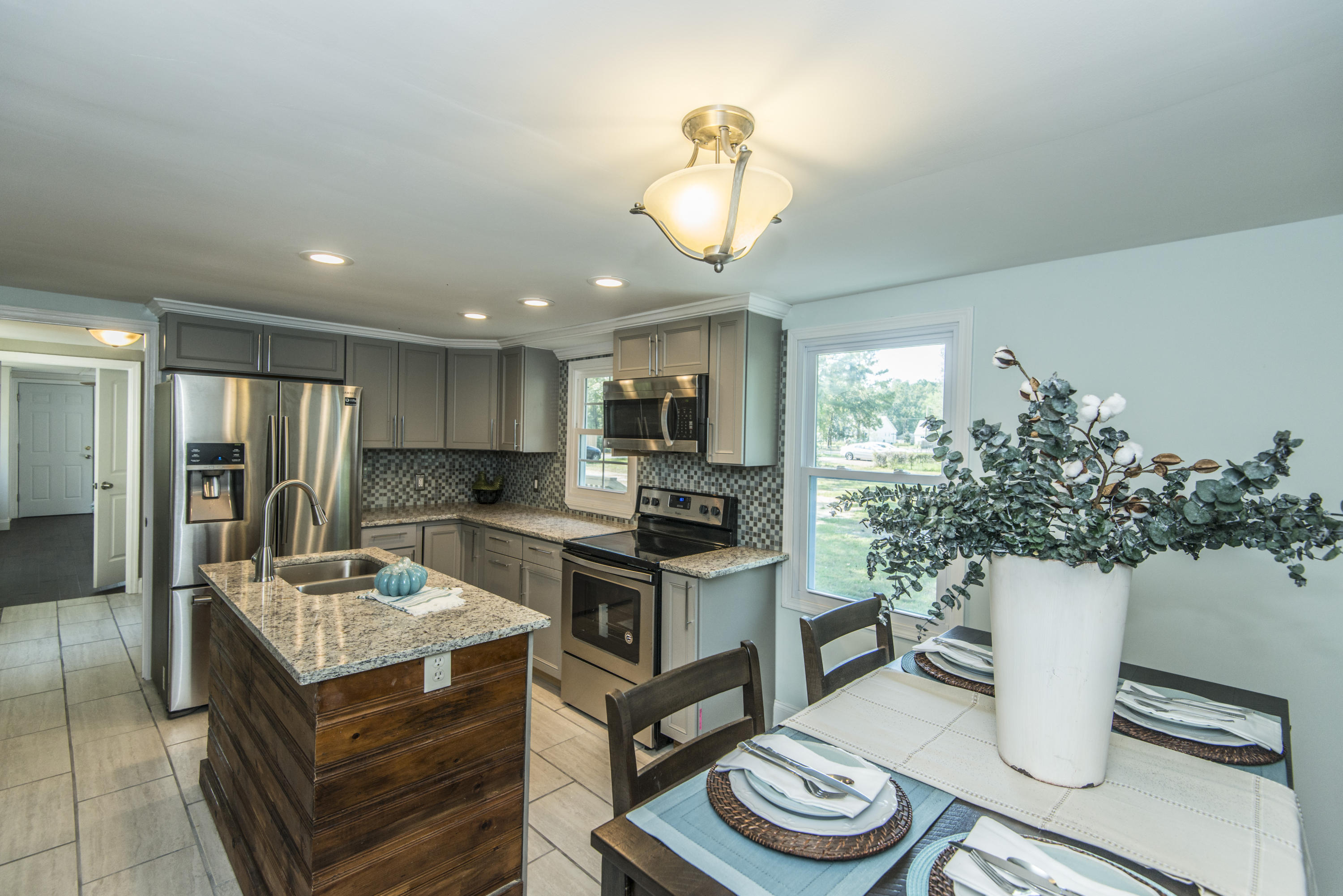 773 East Butternut Road Summerville, SC 29483 - Photo 16 of 49 _DSC0061