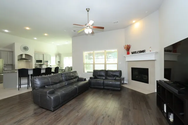 $518,000 | 9935 Kirkstone Terrace Drive, Spring, TX 77379