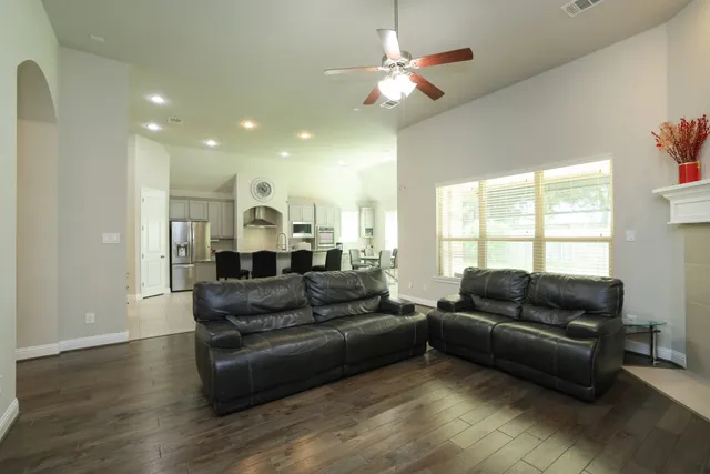 $518,000 | 9935 Kirkstone Terrace Drive, Spring, TX 77379