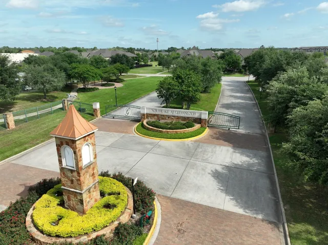 $518,000 | 9935 Kirkstone Terrace Drive, Spring, TX 77379