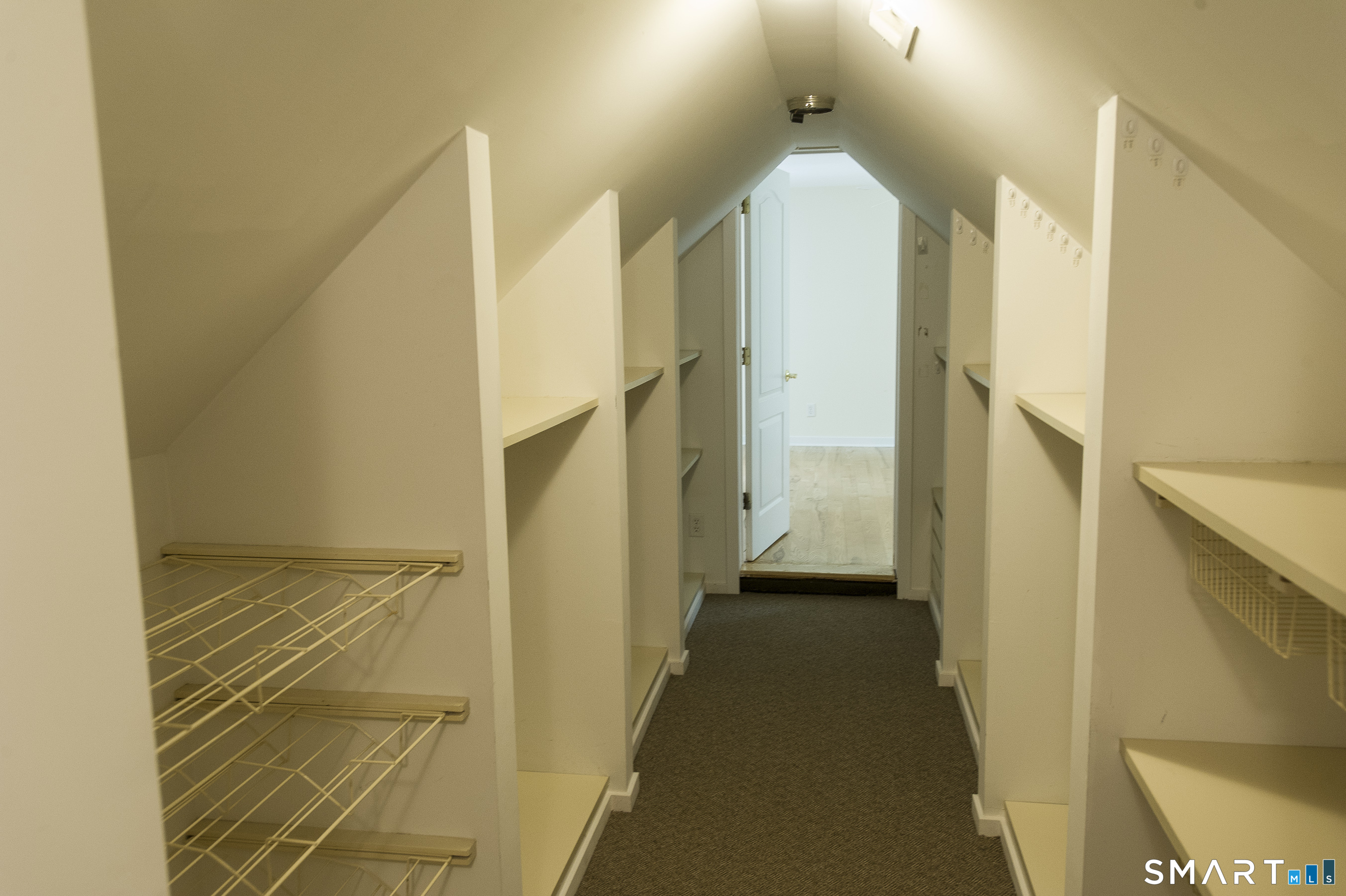 90 Mallory Road Roxbury, CT 06783 - Photo 23 of 29 Gallery Image 23