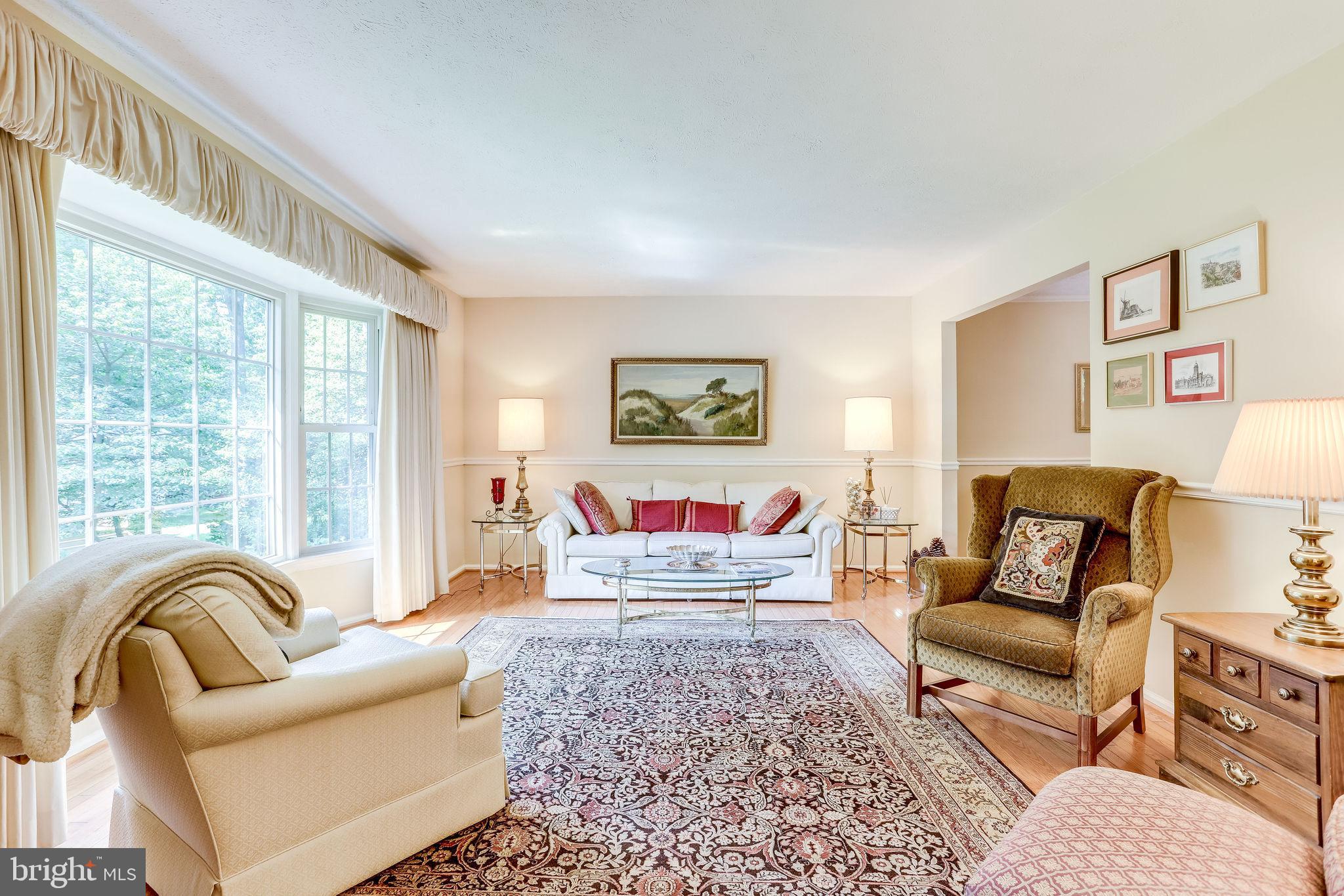 1905 Buckthorn Lane Reston, VA 20191 - Photo 2 of 52 Living Room