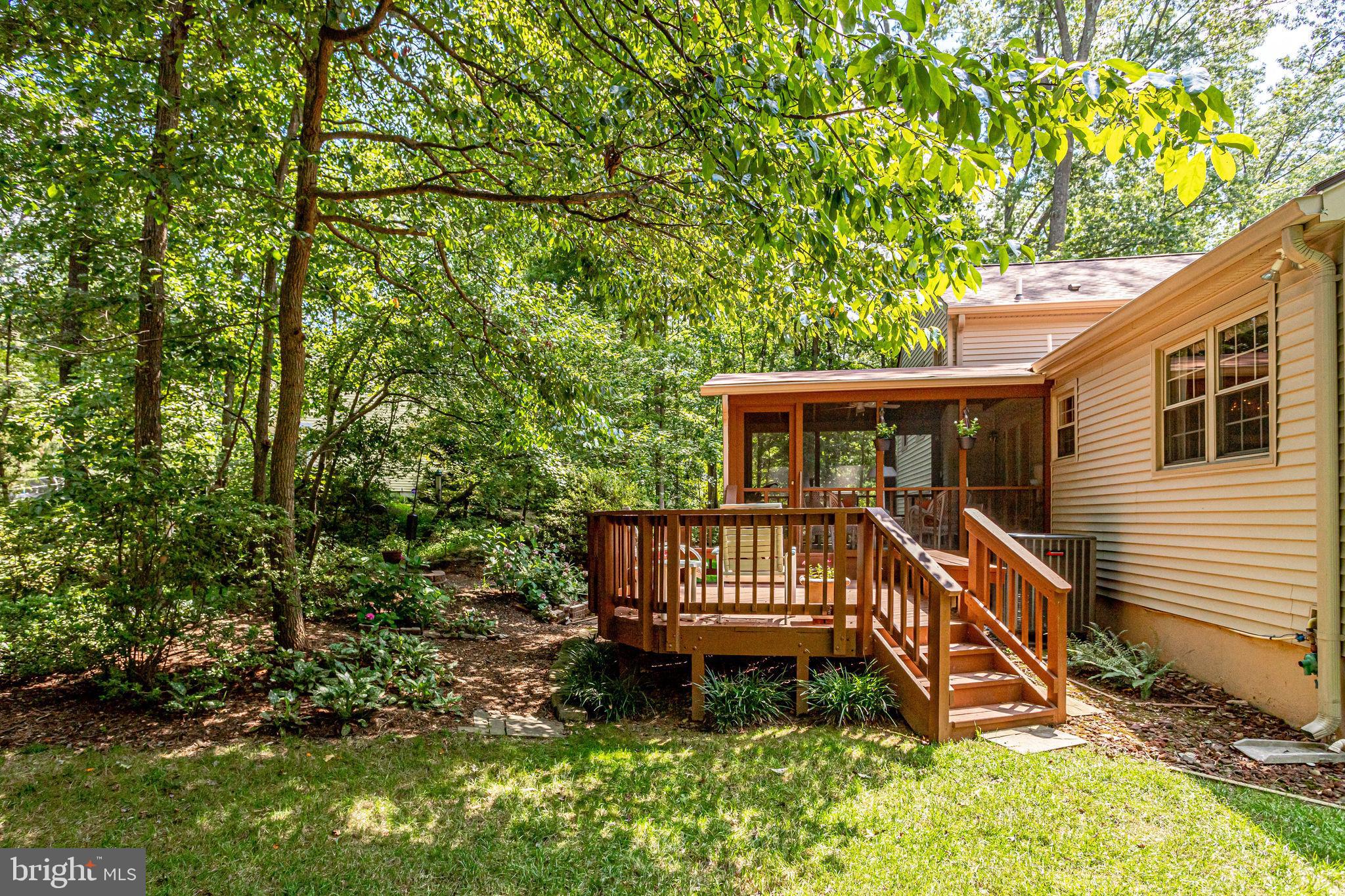 1905 Buckthorn Lane Reston, VA 20191 - Photo 43 of 52 View of Deck