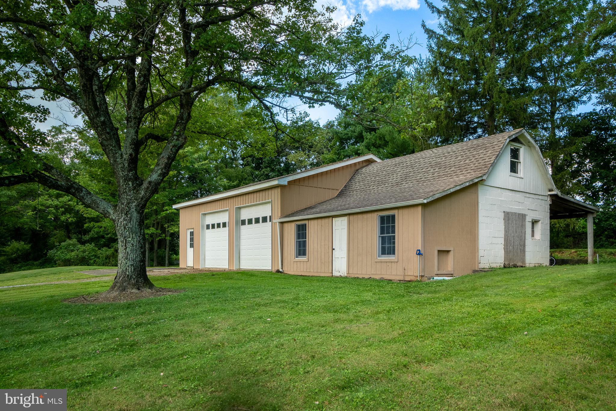 1776 Hopewell Road Elverson, PA 19520 - Photo 29 of 31 Gallery Image 29
