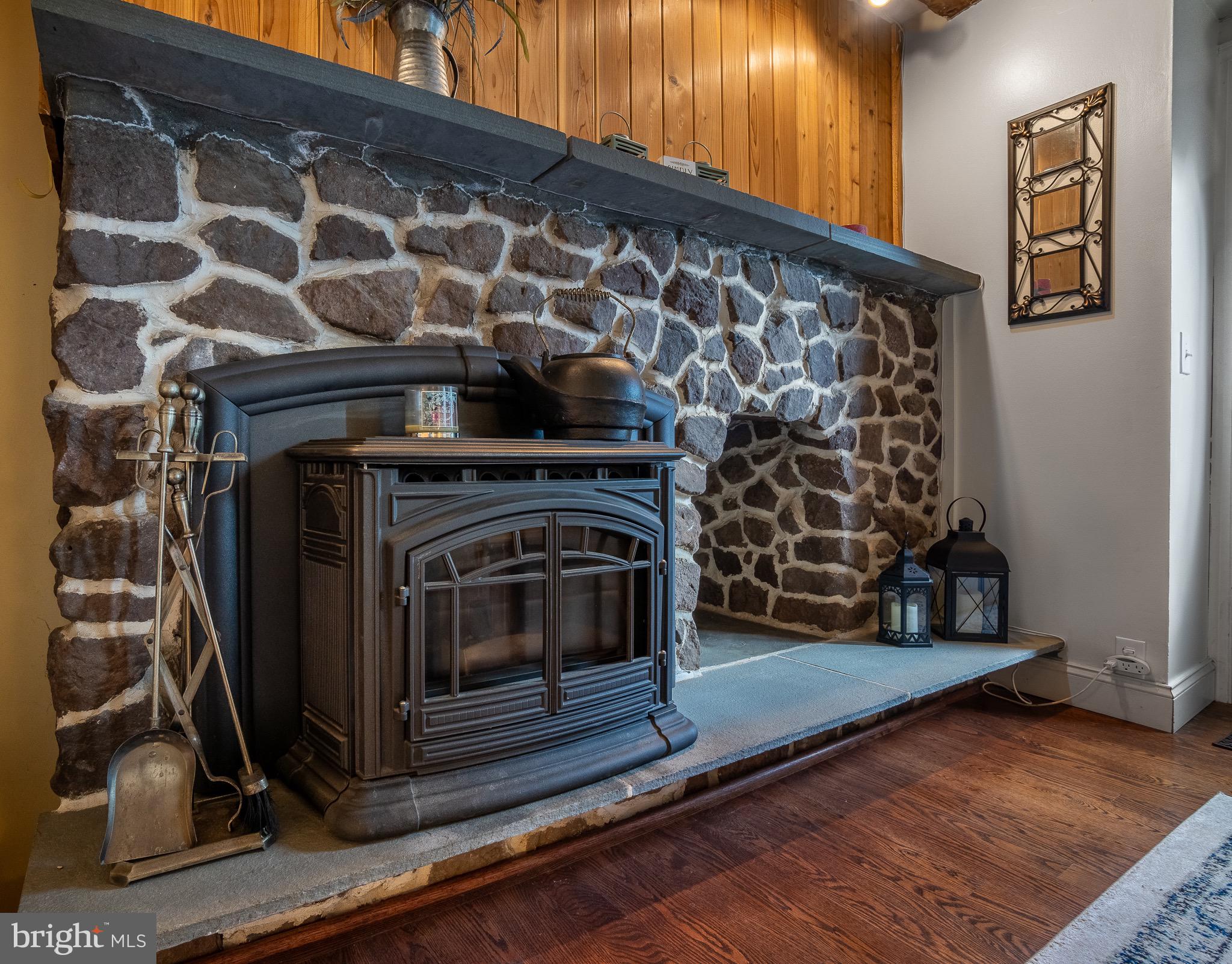 1776 Hopewell Road Elverson, PA 19520 - Photo 9 of 31 Gallery Image 9