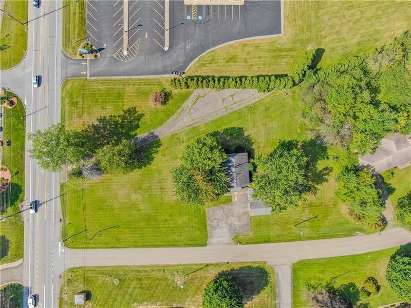 2516 Wilmington Road New Castle, PA 16105 - Photo 5 of 10 a view of a garden