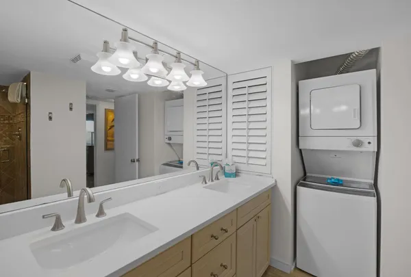 $1,075,000 | 4402 Marina Villa Drive, Duck Key, FL 33050