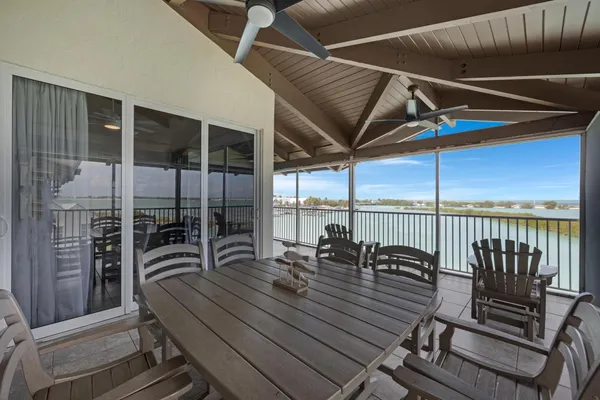 $1,075,000 | 4402 Marina Villa Drive, Duck Key, FL 33050