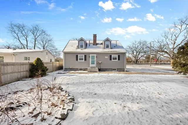 $424,900 | 1 Kenton Avenue, East Providence, RI 02916