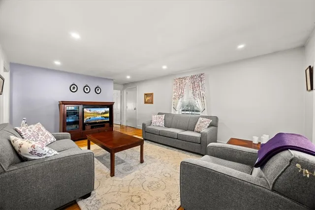 $424,900 | 1 Kenton Avenue, East Providence, RI 02916