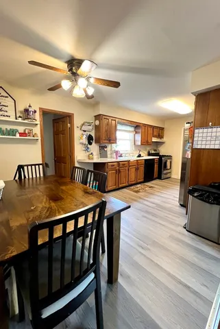 $317,900 | 8605 Leclaire Avenue, Burbank, IL 60459