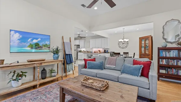 $2,250 | 2321 Brittany Grace, New Braunfels, TX 78130