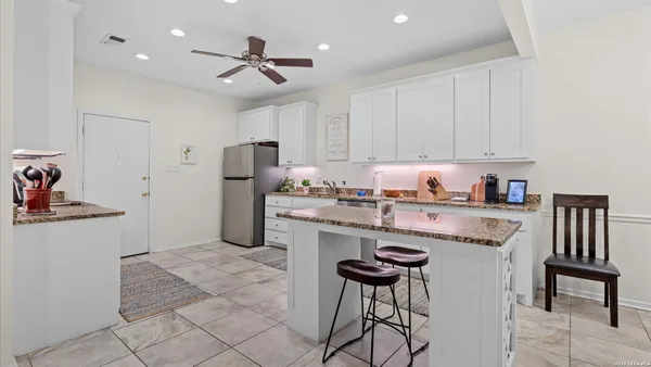 $2,250 | 2321 Brittany Grace, New Braunfels, TX 78130