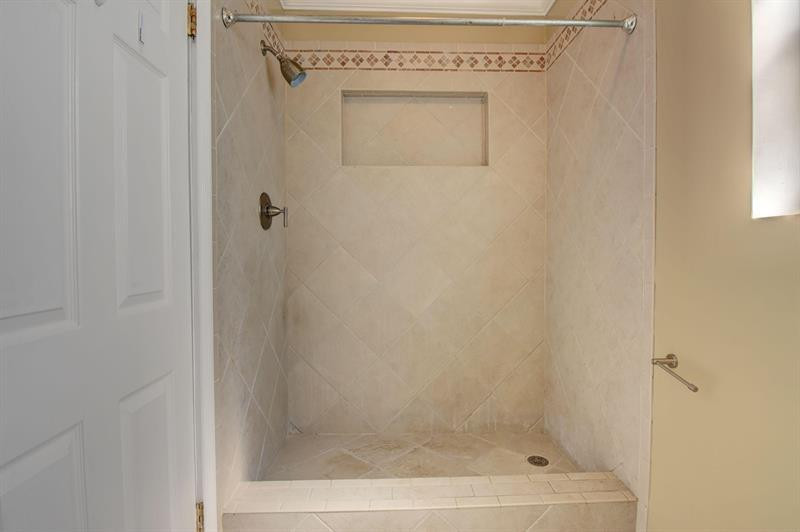 455 Northeast 36th Street Boca Raton, FL 33431 - Photo 20 of 45 Photo 21