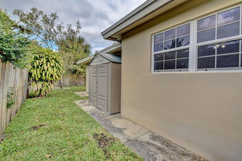 455 Northeast 36th Street Boca Raton, FL 33431 - Photo 33 of 45 Photo 34