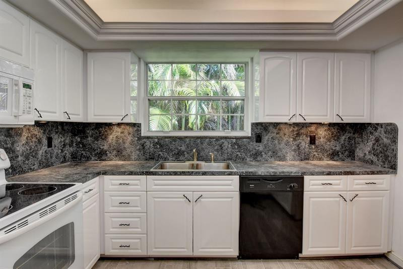 455 Northeast 36th Street Boca Raton, FL 33431 - Photo 10 of 45 Photo 11