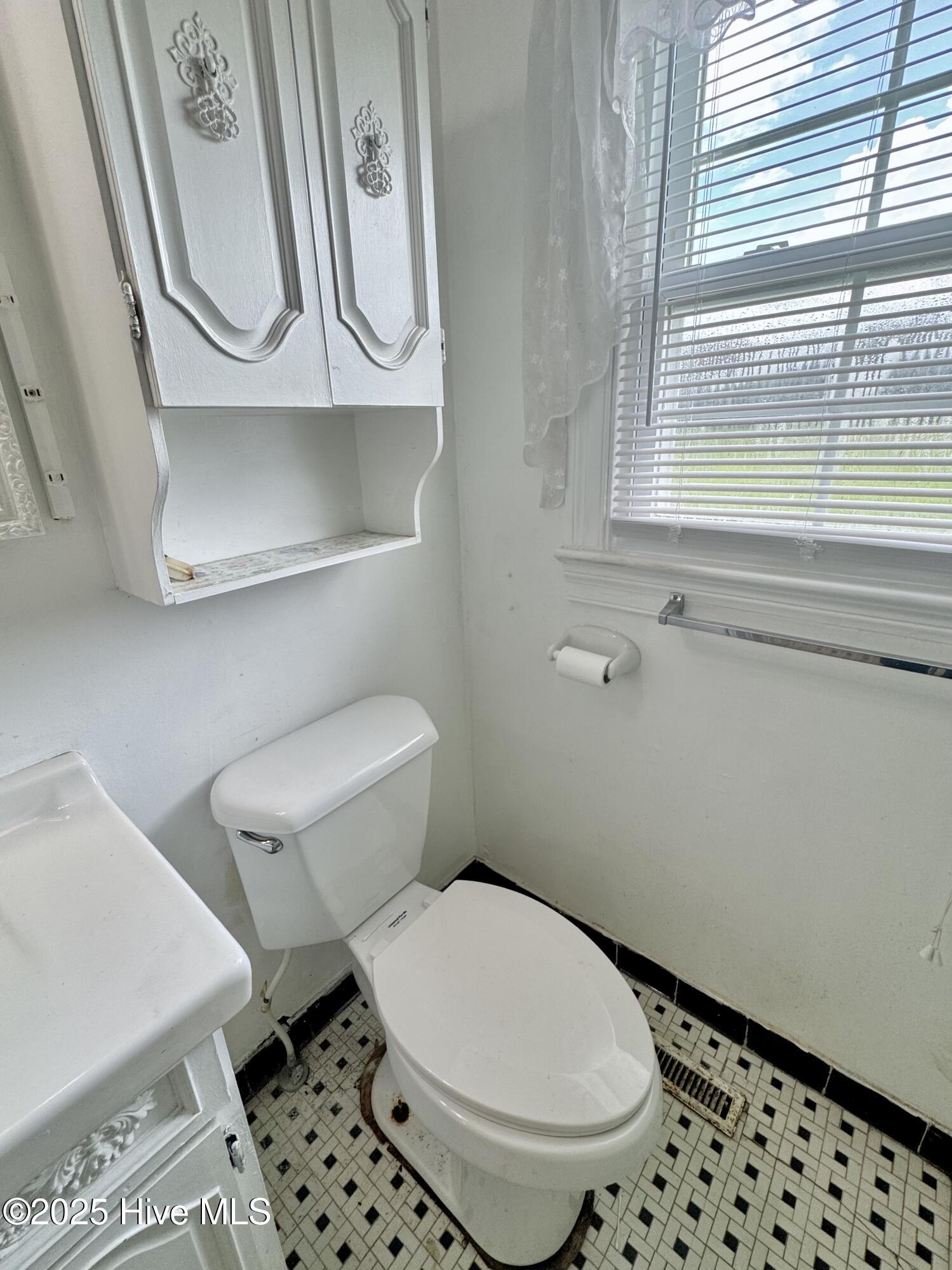 3199 Wallace Family Road Kinston, NC 28501 - Photo 24 of 39 IMG_4520