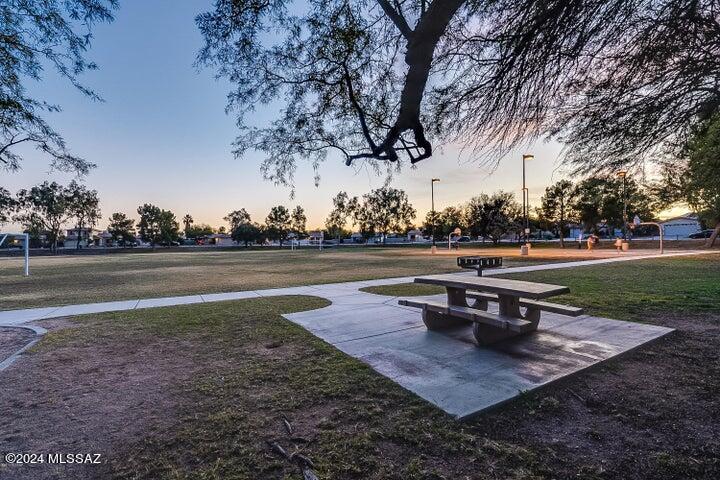 2690 West Sunset Road Tucson, AZ 85741 - Photo 32 of 33 a view of a park with large trees