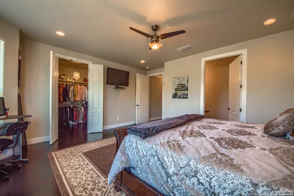 $2,699,700 | 9811 Klein Court, New Braunfels, TX 78132