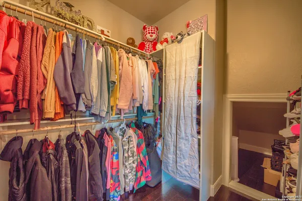 $2,699,700 | 9811 Klein Court, New Braunfels, TX 78132