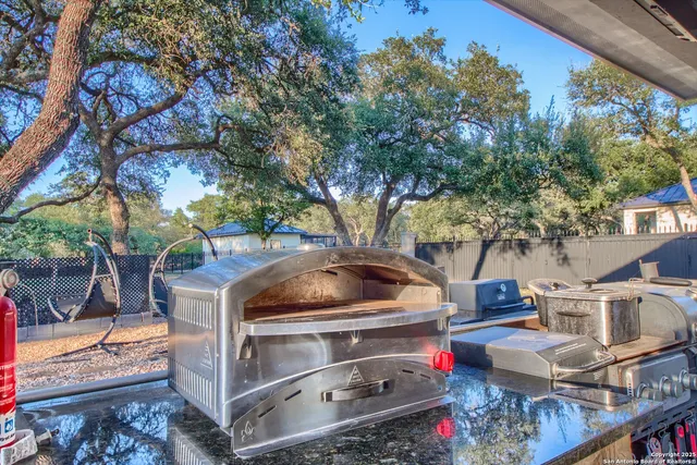 $2,699,700 | 9811 Klein Court, New Braunfels, TX 78132