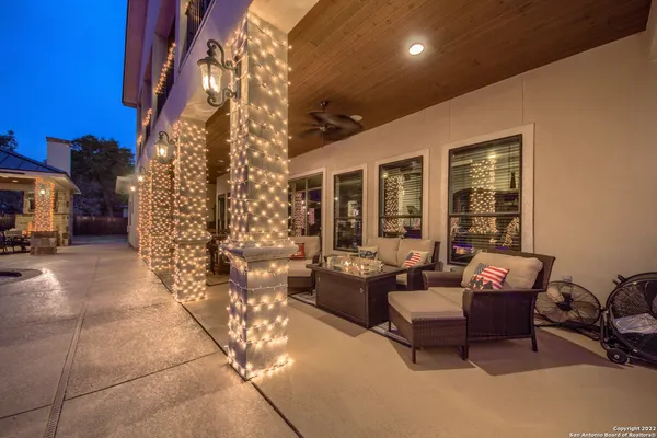 $2,699,700 | 9811 Klein Court, New Braunfels, TX 78132