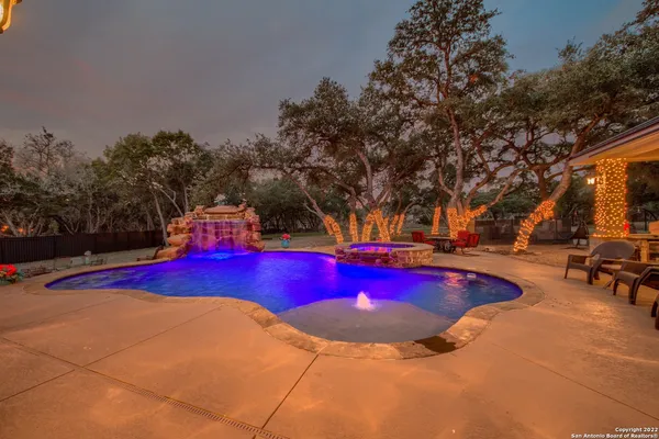 $2,699,700 | 9811 Klein Court, New Braunfels, TX 78132