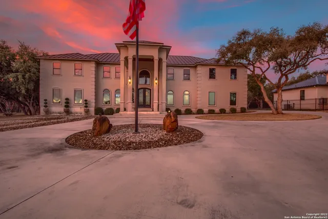 $2,699,700 | 9811 Klein Court, New Braunfels, TX 78132