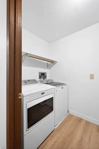 $164,000 | 1903 Silver Bell Road, Unit 121, Eagan, MN 55122