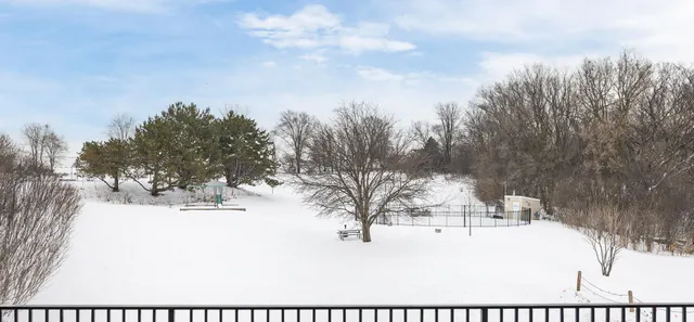 $164,000 | 1903 Silver Bell Road, Unit 121, Eagan, MN 55122