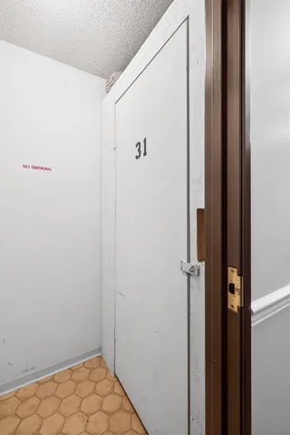 $164,000 | 1903 Silver Bell Road, Unit 121, Eagan, MN 55122