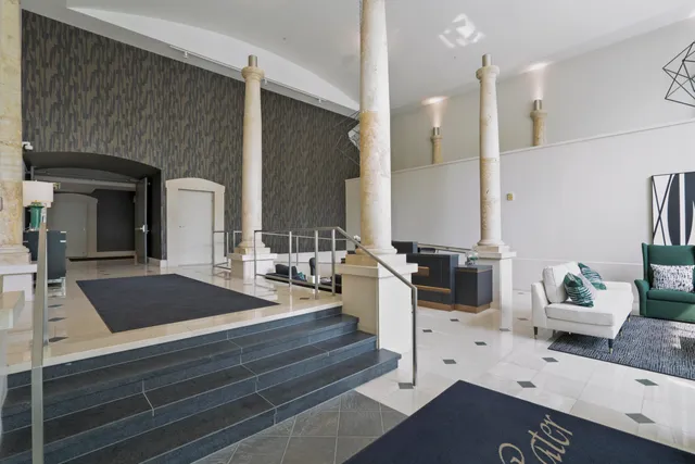 $875,000 | 1313 North Franklin Place, Unit 504, Milwaukee, WI 53202