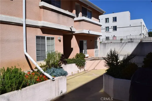 $475,000 | 10128 Hillhaven Avenue, Tujunga, CA 91042