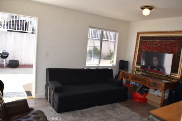 $475,000 | 10128 Hillhaven Avenue, Tujunga, CA 91042