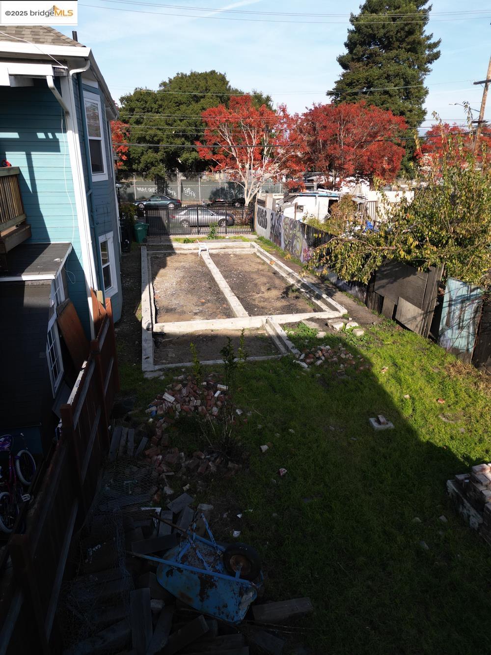 1633 8th Street Oakland, CA 94607 - Photo 11 of 56 a picture of city view