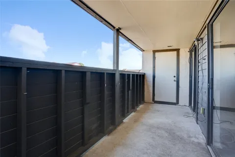 a view of walk in closet