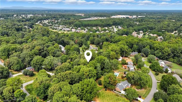 $560,000 | 5985 Woodfield Drive, Kernersville, NC 27284