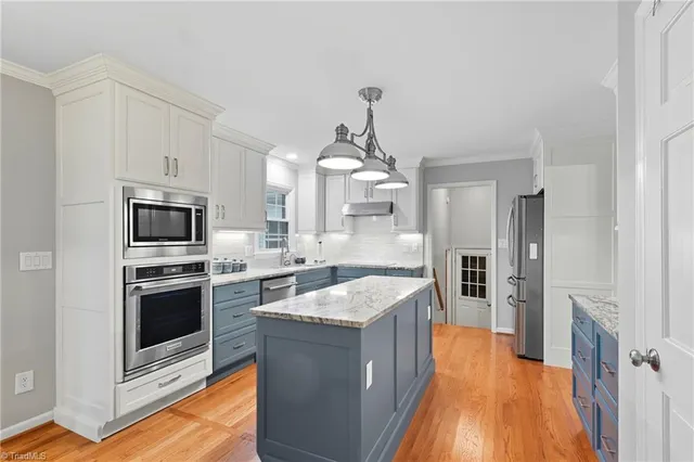 $560,000 | 5985 Woodfield Drive, Kernersville, NC 27284