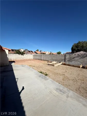 $1,800 | 6428 Old Colonial Way, Las Vegas, NV 89108