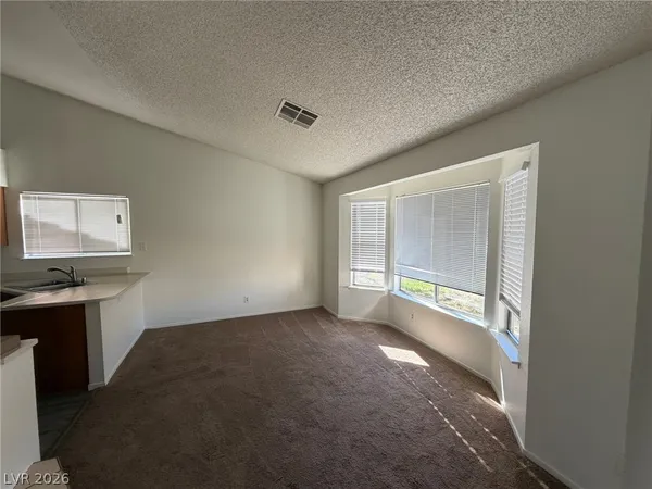 $1,800 | 6428 Old Colonial Way, Las Vegas, NV 89108