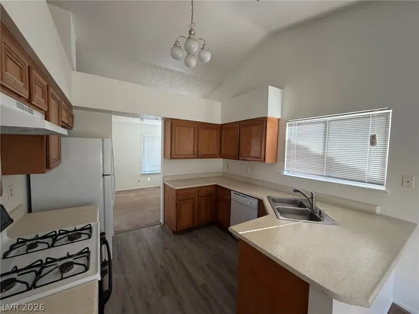$1,800 | 6428 Old Colonial Way, Las Vegas, NV 89108