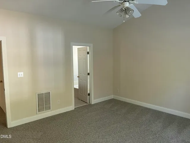 an empty room with a empty space