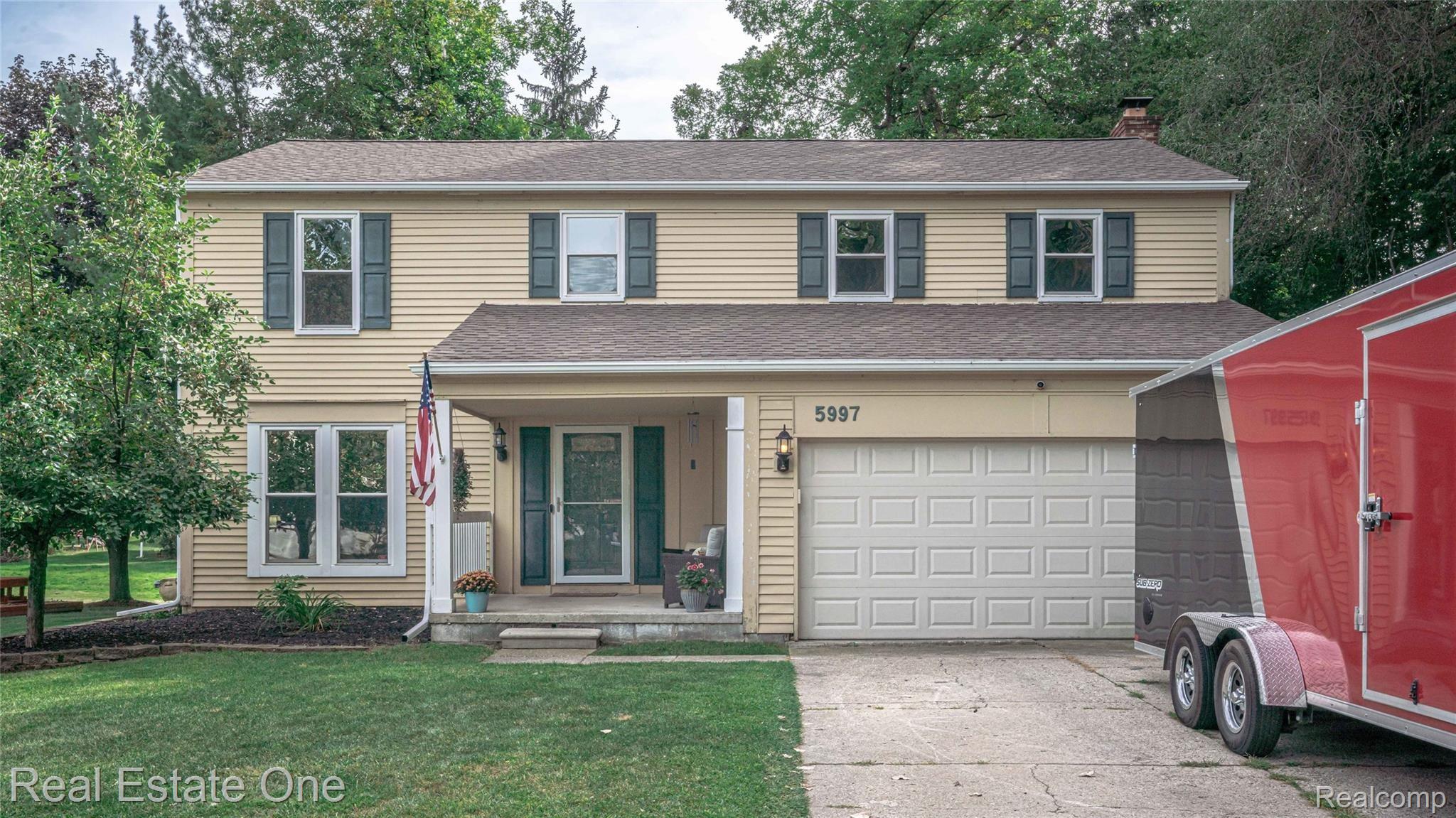 5997 Coppersmith Road Waterford, MI 48327 - Photo 1 of 45 Welcome to 5997 Coppersmith. 4 BR, 2 full bath, 1 Half Bath